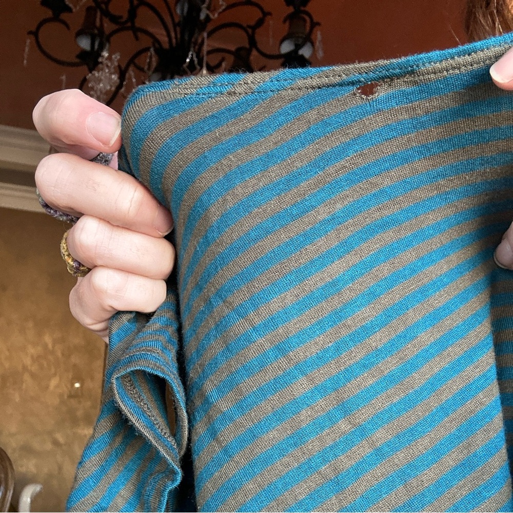 Striped Top - Picture 4 of 6